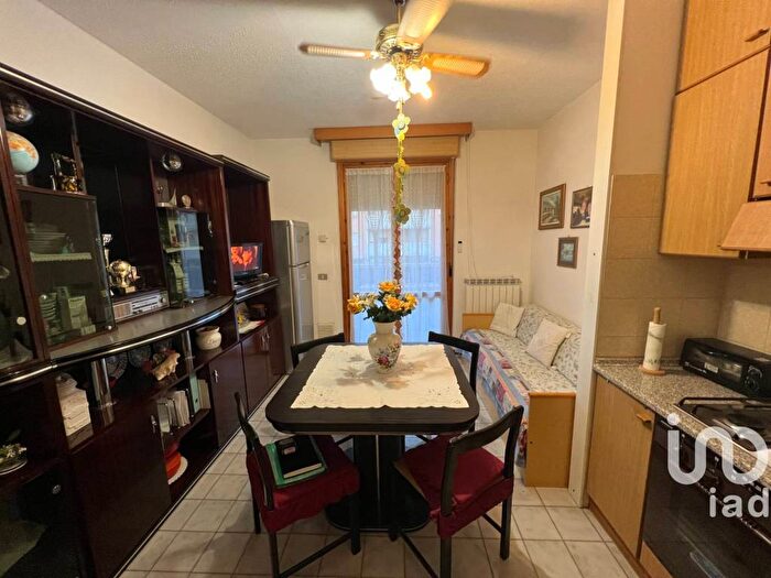Appartamento trilocale in vendita in Via walter tobagi, Centro, Fermo
