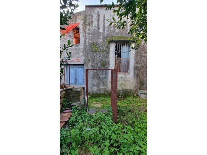 Casa bilocale in vendita in Via Ugo di Fazio, Centro, Palma Campania