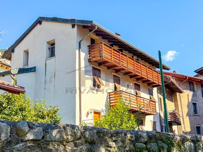 Casa con 5 locali in vendita in Centro, NagoTorbole
