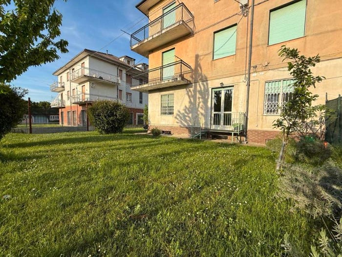 Appartamento trilocale in vendita in Strada Molare, Faiello, Ovada