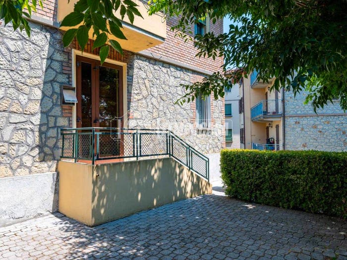 Appartamento quadrilocale in vendita in Via Rocchetta, Guiglia