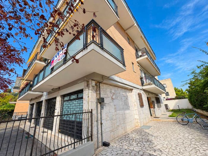 Appartamento quadrilocale in vendita in Via Donato Bramante, Centro, Latina
