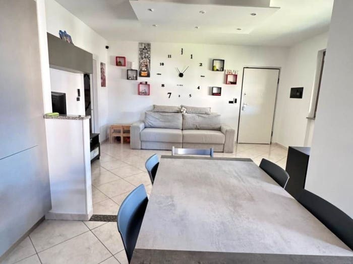 Appartamento con 5 locali in vendita in Via Piero Gobetti, Centro, Leinì