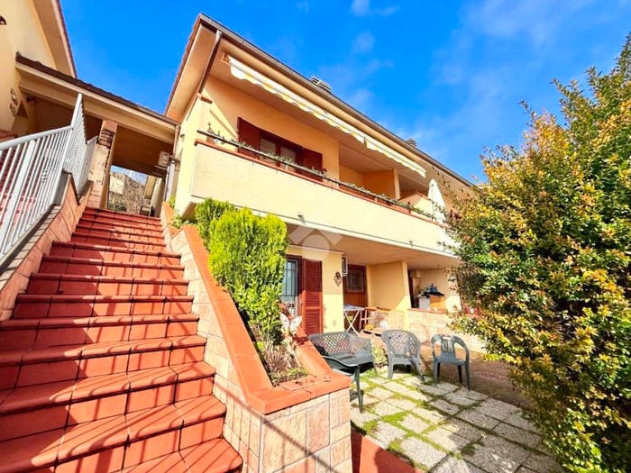 Casa con 6 locali in vendita in Via Papa Giovanni XXIII, Incisa In Val D'Arno, Figline e Incisa Valdarno