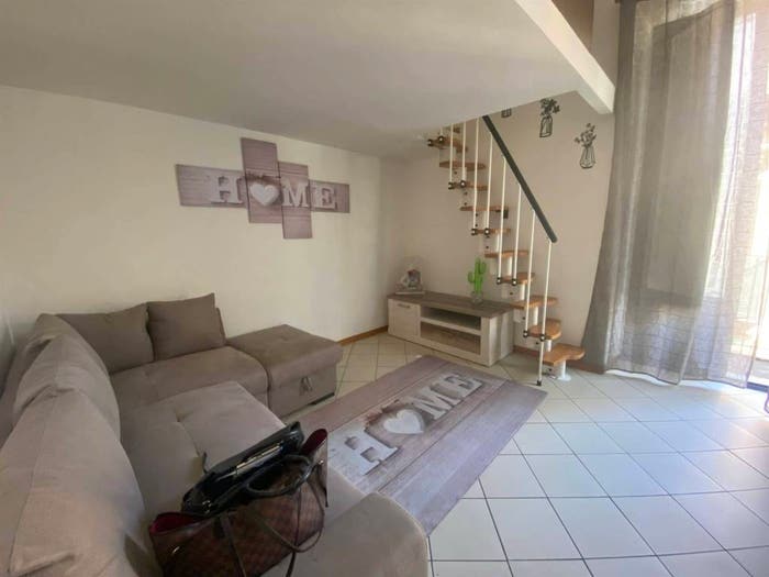 Appartamento trilocale in vendita in Via Barbagallo Pittà, Palestro, Catania