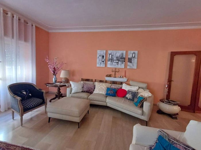 Appartamento con 6 locali in vendita in Centro, Terracina