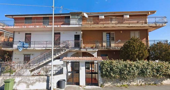 Appartamento con 6 locali in vendita in Via dei Papaveri, San Pietro Clarenza