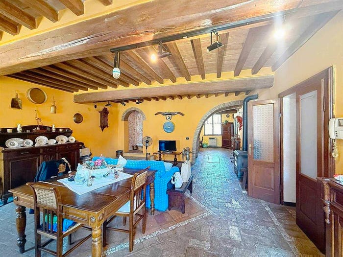 Casa con 6 locali in vendita in San Martino dall'Argine