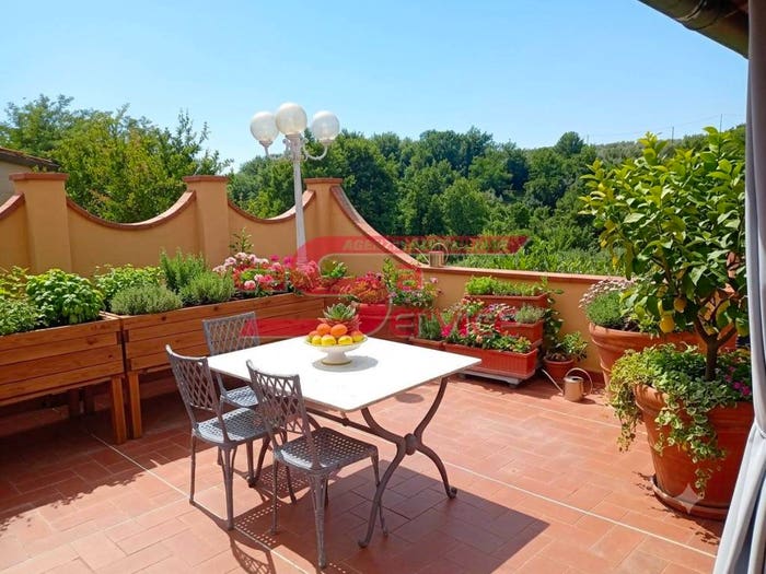 Casa con 6 locali in vendita in Via della Torretta, Lamporecchio