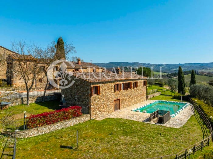 Casa con 6 locali in vendita in Strada Provinciale, Centro, Poggibonsi