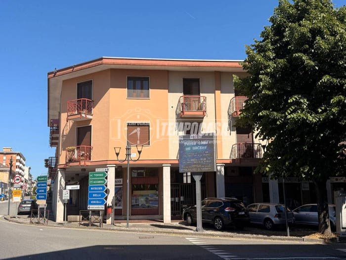 Appartamento quadrilocale in vendita in Via Paietta, Centro, Cossato
