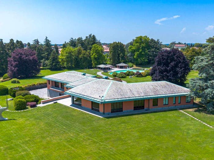 Casa con 6 locali in vendita in Via Resegone, Capriano, Briosco