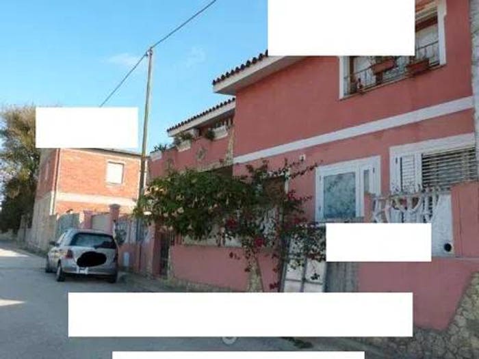 Casa con 6 locali in vendita in Via Roma, Villamar