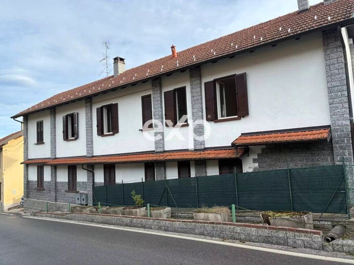 Casa con 6 locali in vendita in Via per Colazza, Pisano