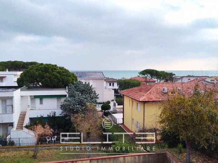 Appartamento trilocale in vendita in Via del Conero, Marcelli, Numana