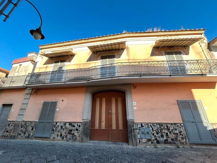 Appartamento quadrilocale in vendita in Crispano
