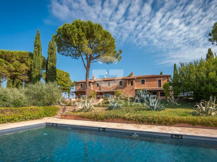 Casa con 6 locali in vendita in Via F Santi, Contrada Mulino, Castiglione del Lago