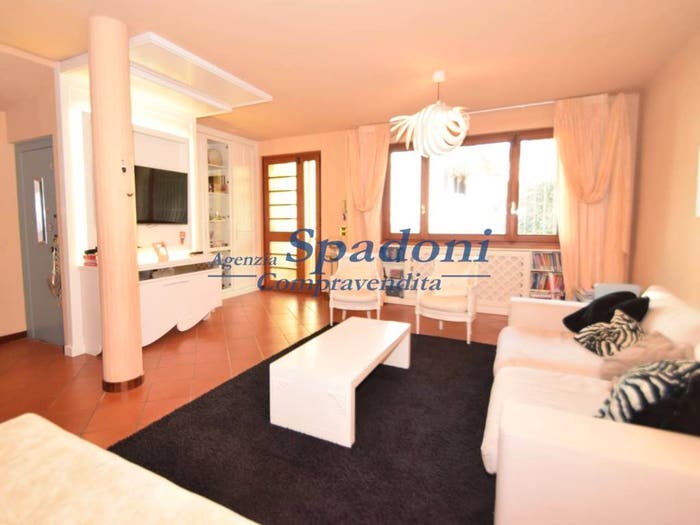 Casa con 6 locali in vendita in Via Vincenzo Bellini, MontecatiniTerme