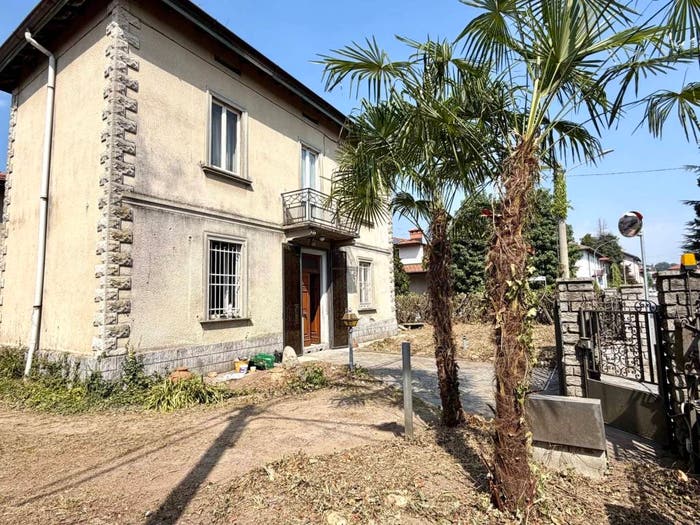 Casa trilocale in vendita in Via Unione, Centro, Lurate Caccivio