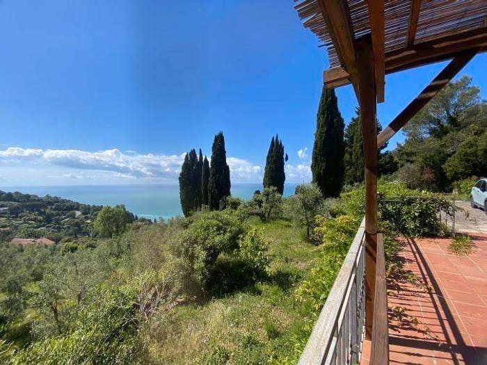 Casa quadrilocale in vendita in La Serra Tellaro, Lerici