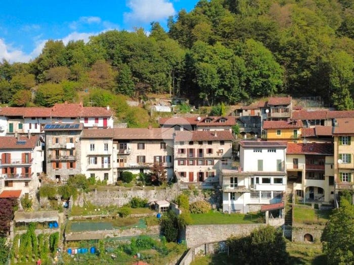 Casa con 6 locali in vendita in Via Roma, Campiglia Cervo