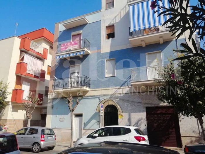 Appartamento quadrilocale in vendita in VIA VITTORIO VENETO, Centro, Margherita di Savoia