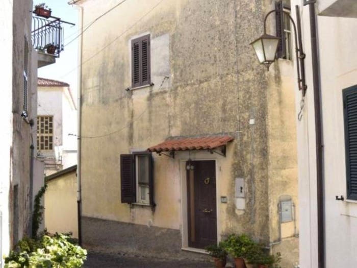 Appartamento quadrilocale in vendita in Piazza Campo Consalvo, Centro, Esperia