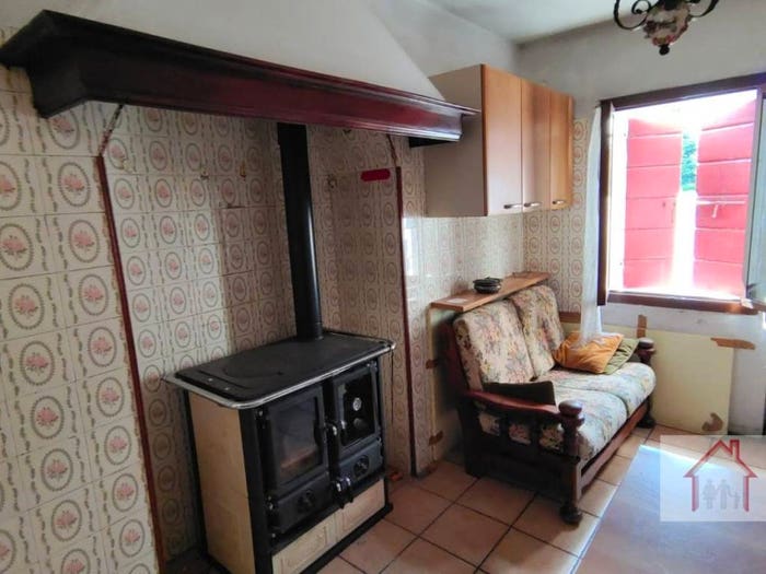 Casa quadrilocale in vendita in Via degli Arditi, Giavera del Montello