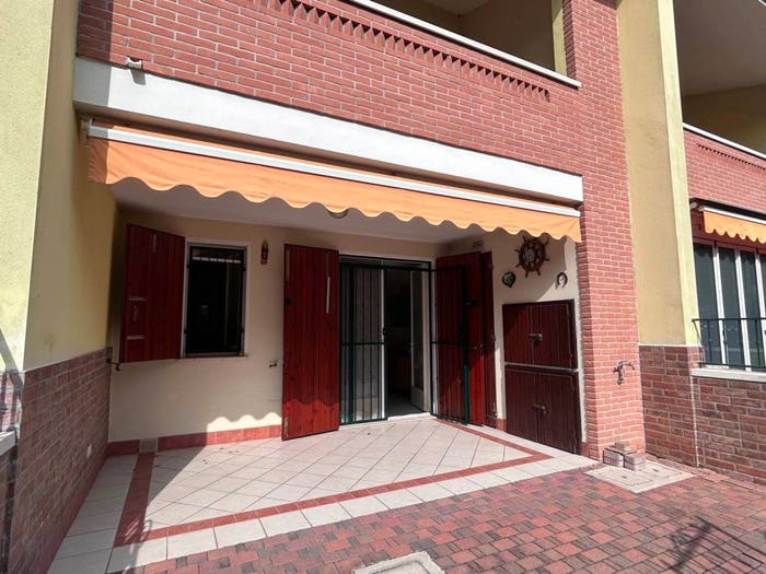 Casa quadrilocale in vendita in Via Amintore Fanfani, Lido delle Nazioni, Comacchio
