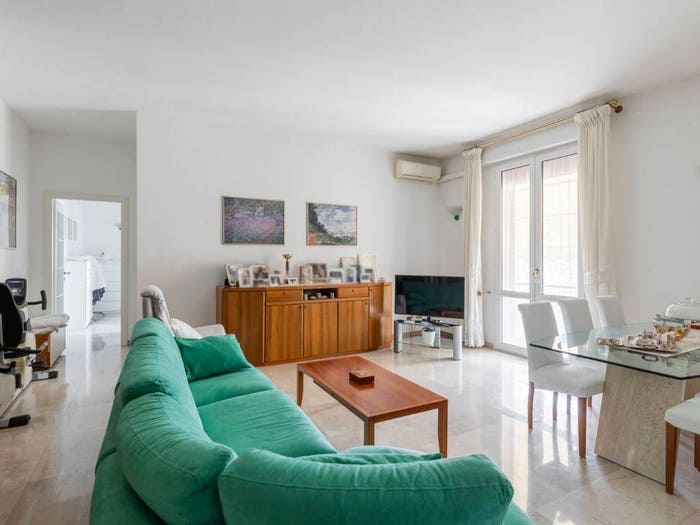 Appartamento quadrilocale in vendita in Via del Lavoro, San Donato, Bologna