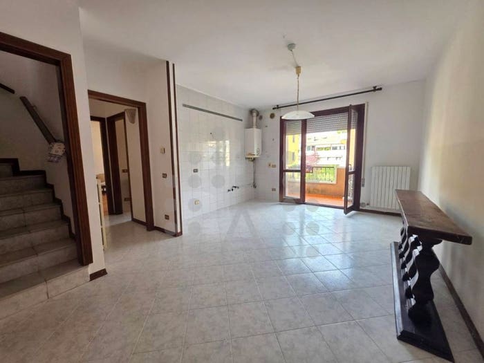 Appartamento quadrilocale in vendita in Via Calle Pace, Centro, Abano Terme