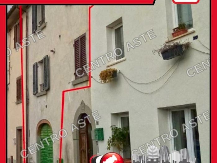 Appartamento con 6 locali in vendita in Località Casa La Marga Subbiano AR Italia, Centro, Subbiano