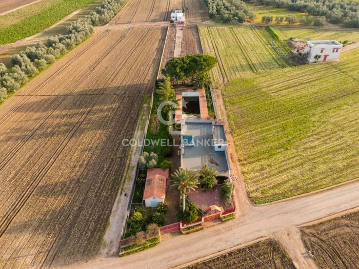 Casa quadrilocale in vendita in Contrada Tufarelle, Iper, Andria