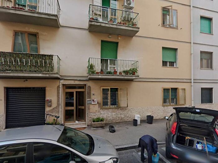 Appartamento quadrilocale in vendita in Via Ambrogio Traversari, Mezzana, Prato