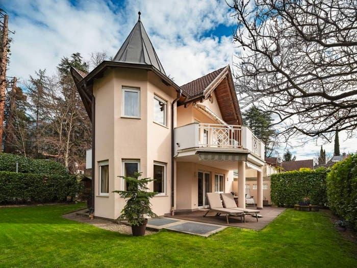 Casa quadrilocale in vendita in Via Scena, Centro, Merano