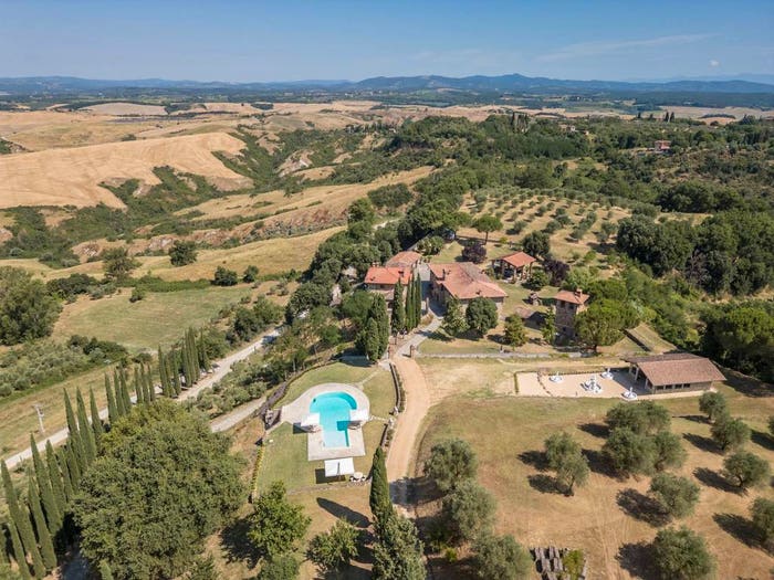 Casa con 6 locali in vendita in Via del Piano, Centro, Asciano