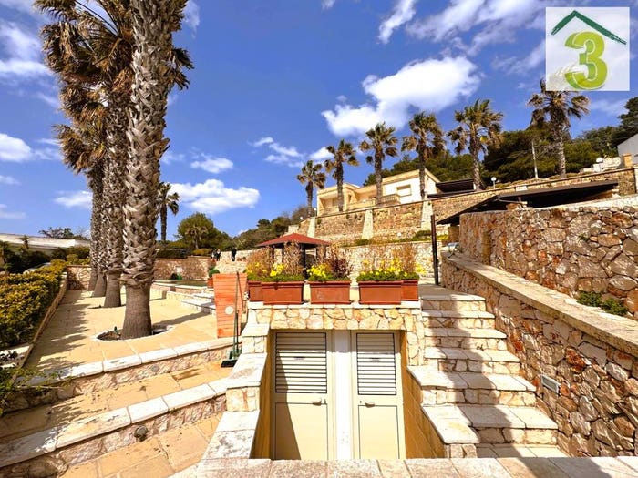 Casa con 6 locali in vendita in Via Marco Polo, Marina San Gregorio, Patù