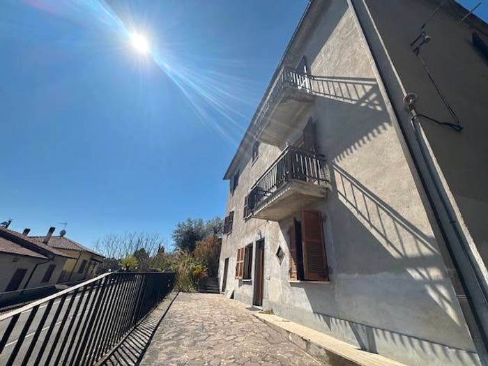 Casa con 6 locali in vendita in Via Capitonese, Narni Scalo, Narni