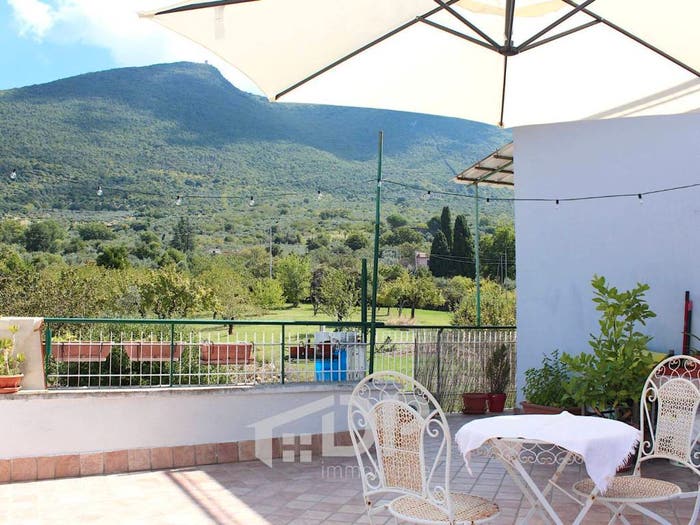 Appartamento trilocale in vendita in VIale Tivoli, Centro, Palombara Sabina