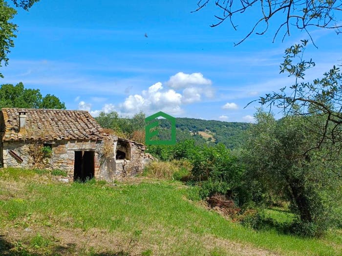 Casa trilocale in vendita in Via della Fontana, Penna in Teverina
