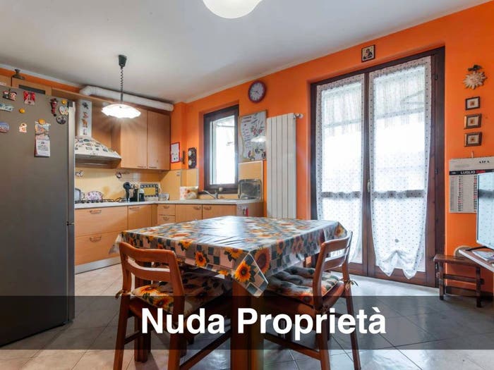Appartamento bilocale in vendita in Via MORO, Mozzate