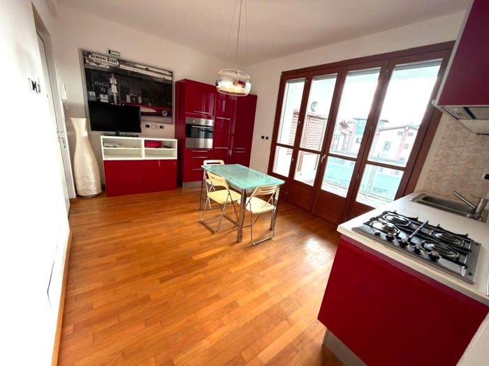 Appartamento trilocale in vendita in Piazza Ugo di Toscana, Novoli, Firenze