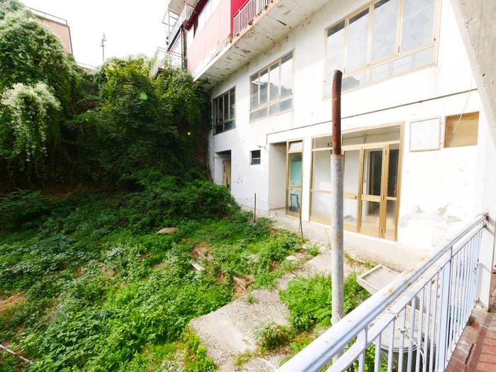 Appartamento trilocale in vendita in Via Giardini Nord, Serramazzoni