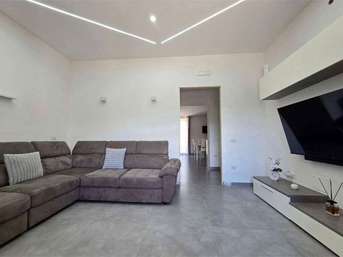 Casa con 5 locali in vendita in Via lombardia, Santa Maria, Catanzaro