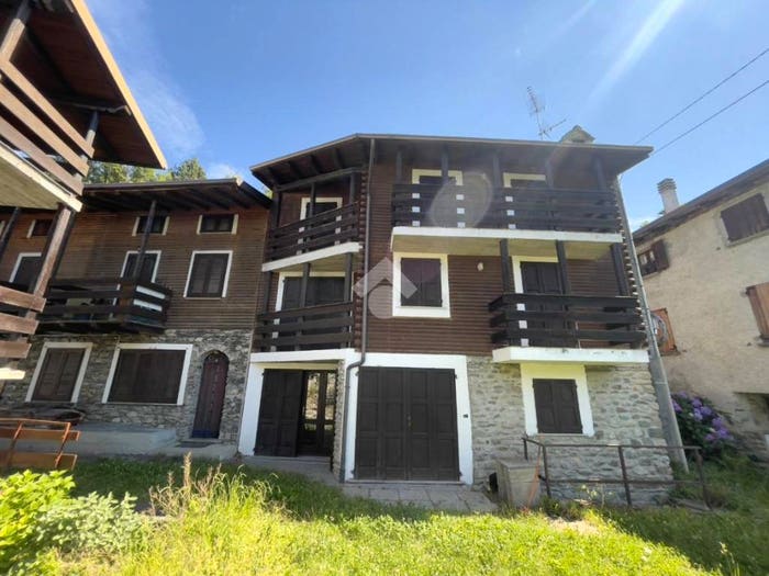 Casa trilocale in vendita in Via Dosso, Villa di Tirano