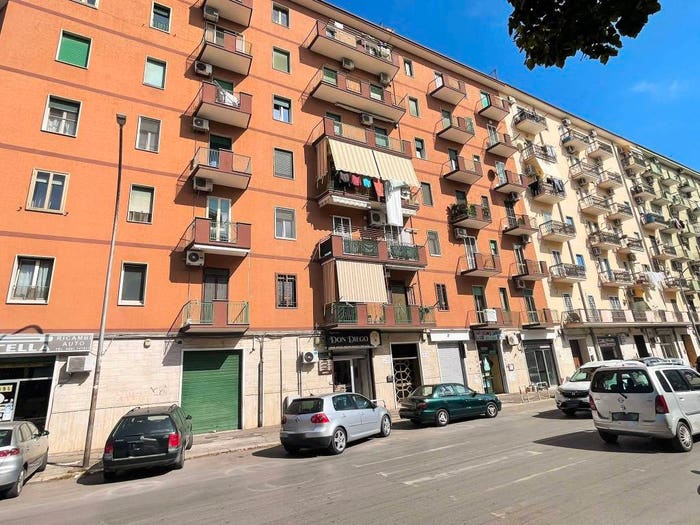 Appartamento quadrilocale in vendita in Viale Ofanto, San Pio X, Foggia