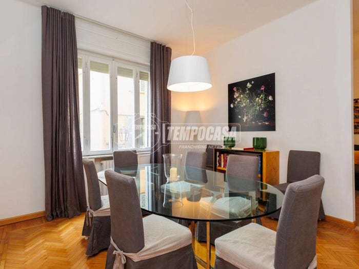 Appartamento trilocale in vendita in Borgo San Biagio, Centro Storico, Parma