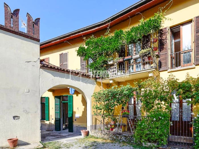 Appartamento bilocale in vendita in Via Andrea Alciato, Centro, Cantù