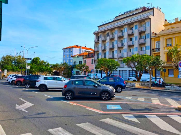 Appartamento trilocale in vendita in Piazza della Libertà, Borghetto Santo Spirito