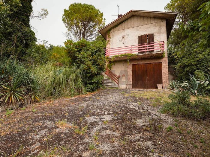 Casa con 5 locali in vendita in Centro, Serra San Quirico